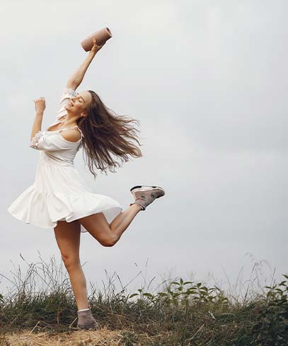 счастливая девушка